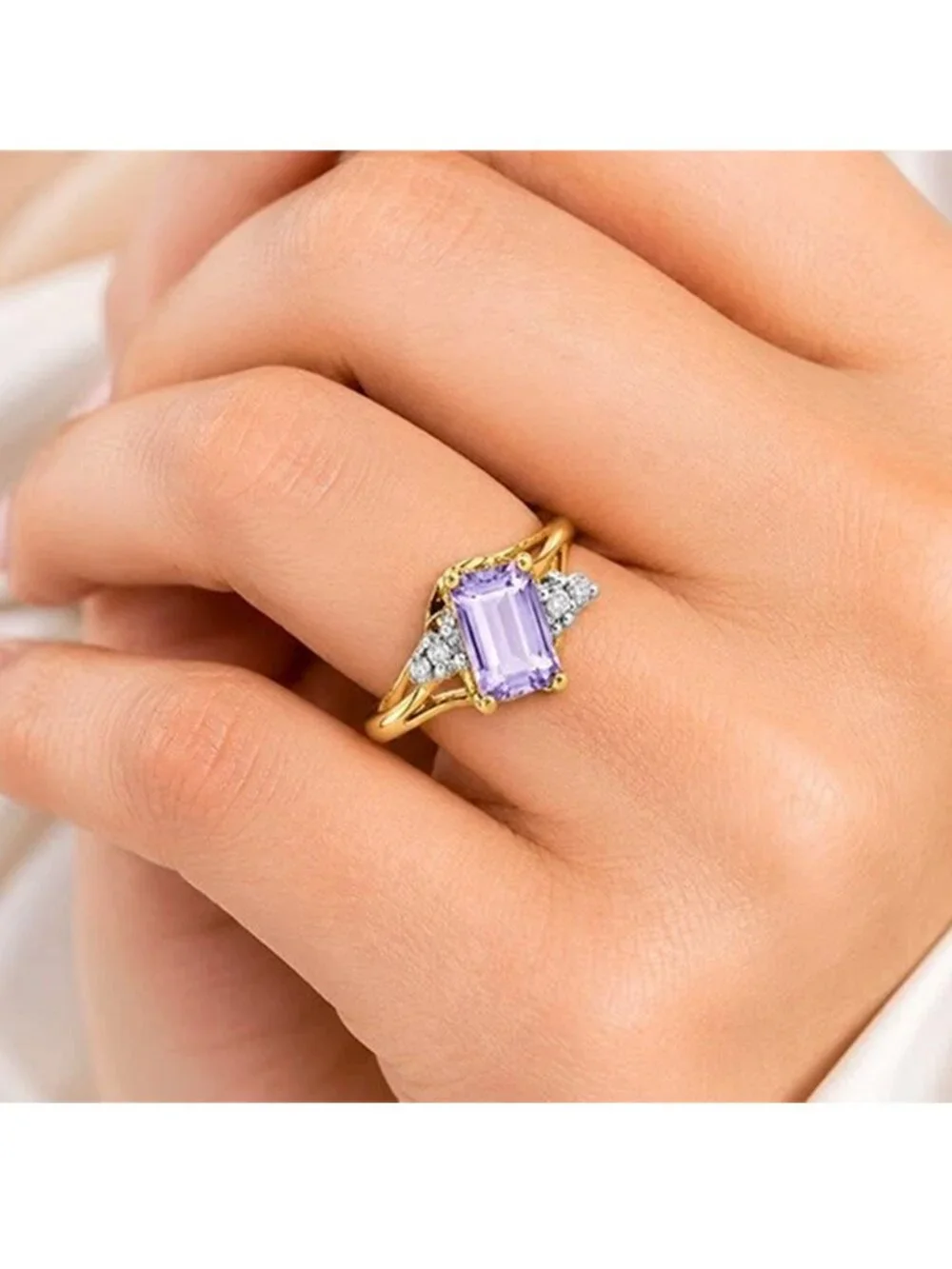 Genuine 1.46 Cts Amethyst & Diamonds Ring 10k Yellow Gold